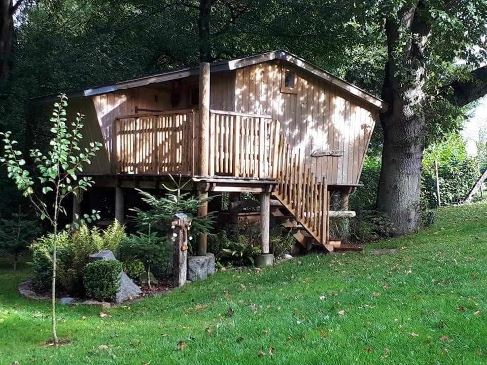 La Cabane Perchee Du Trappeur Écrainville Zewnętrze zdjęcie