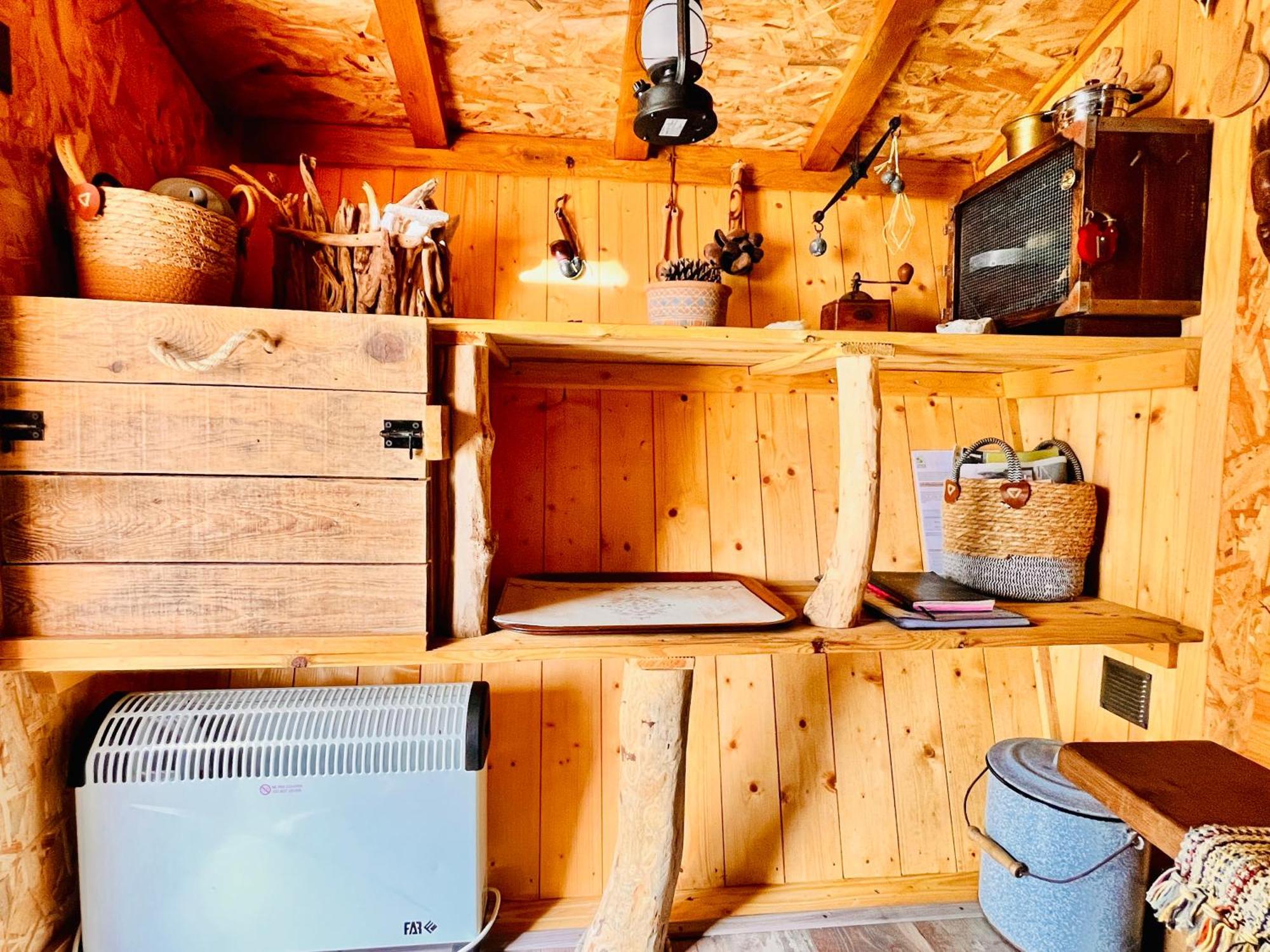 La Cabane Perchee Du Trappeur Écrainville Zewnętrze zdjęcie